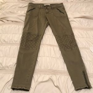 Olive green Abercrombie pants!